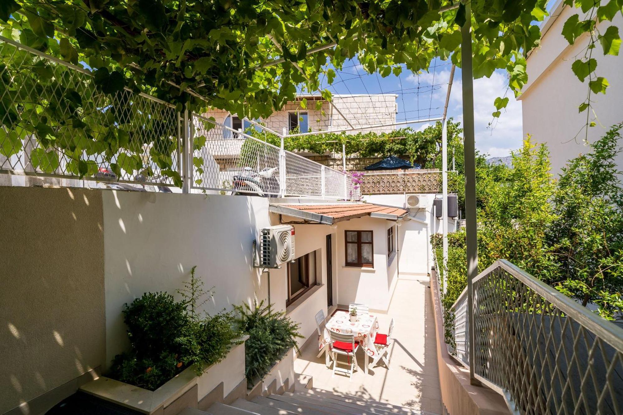 Guest House Vulic Дубровник Екстериор снимка